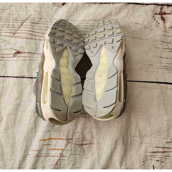 Nike Air Max 95 Recycled Canvas Size 8.5 - Picture 7 of 8